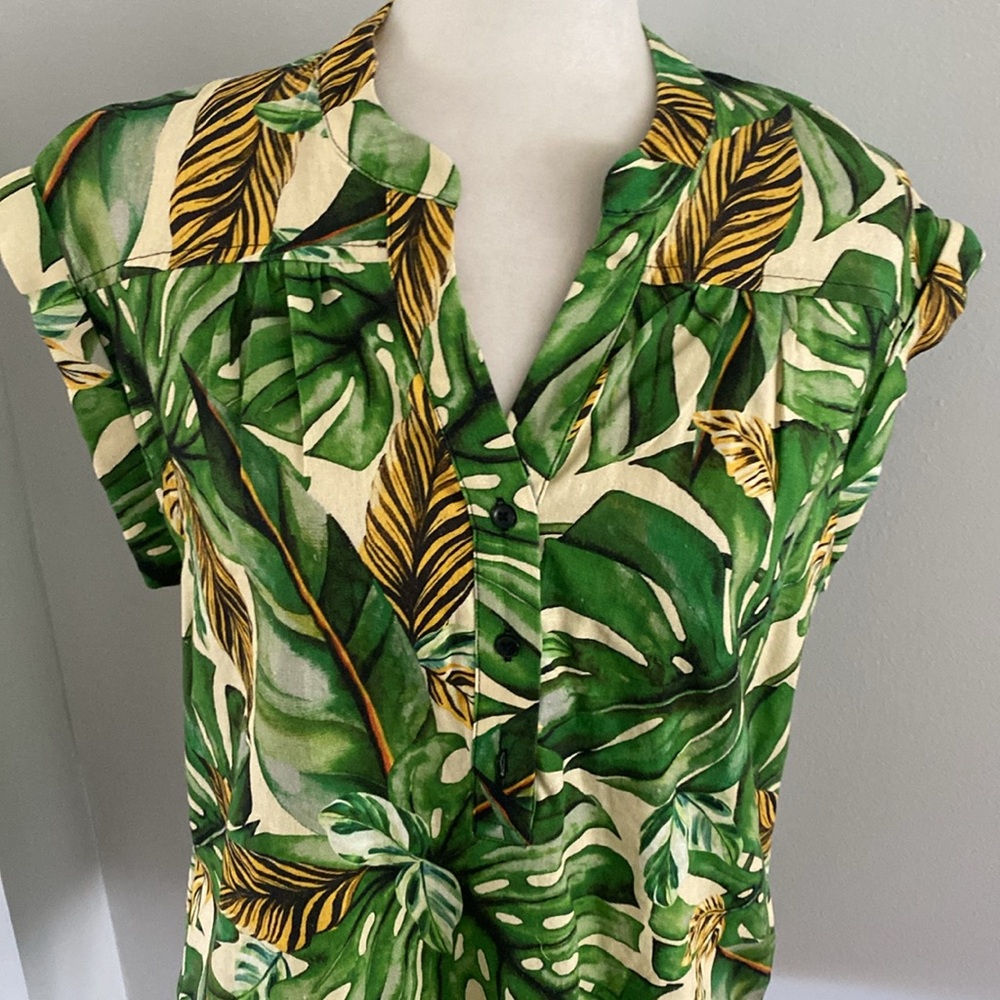 Rachel Roy NWT palm themed top - Picture 2 of 9